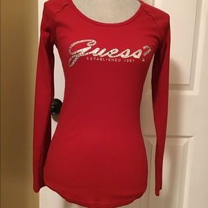 GUESS top